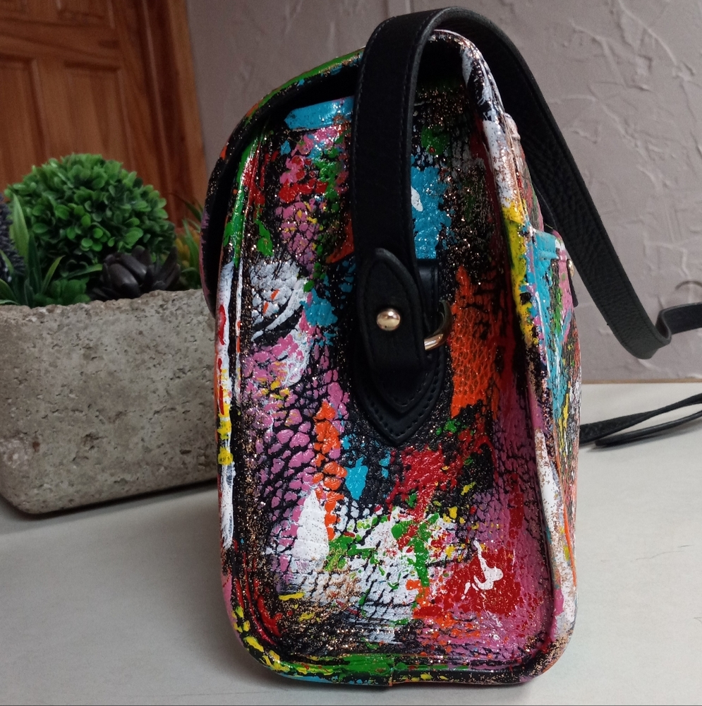 SOLD ON ANOTHER SITE Dooney & Bourke Essex crossbody, 1993 - Picture 6 of 13